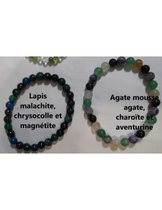 Quatre bracelets personnalisés