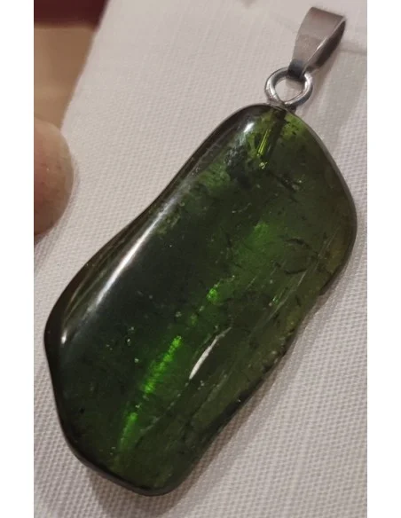 Verdélite pendentif, Tourmaline verte montée en argent