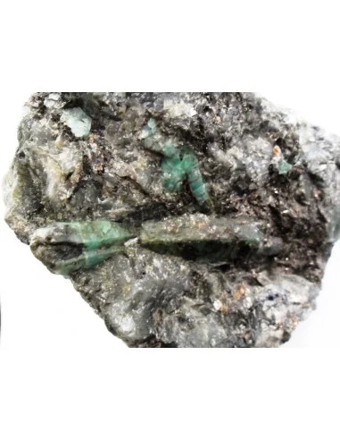 Grande emeraude brute