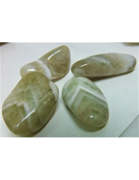 Praziolite avec cacoxenite