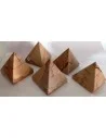 Pyramide en jaspe gravure