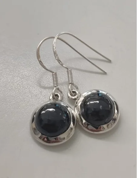 Boucles en tourmaline noire montées en argent