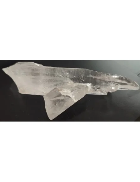 Cristal Laser : Harmonie d'Inclusions Crystallines