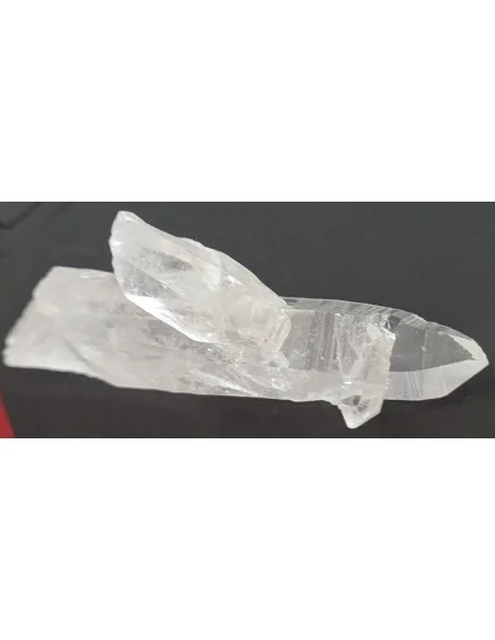 Cristal Laser : Harmonie d'Inclusions Crystallines