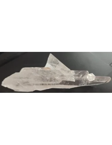 Cristal Laser : Harmonie d'Inclusions Crystallines