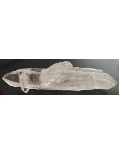 Cristal Laser : Harmonie d'Inclusions Crystallines