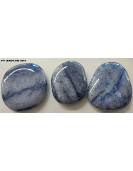 Quartz bleu galet pierre plate pour la lithotherapie