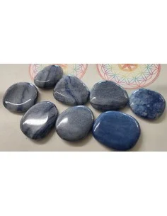Quartz bleu galet pierre plate pour la lithotherapie 2