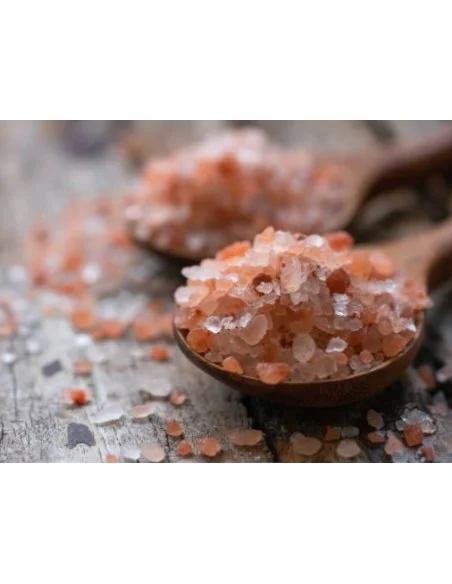 Sel rose de l'Himalaya en grains