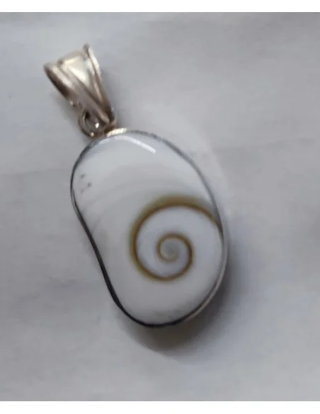 Oeil Sainte Lucie pendentif monté en argent,