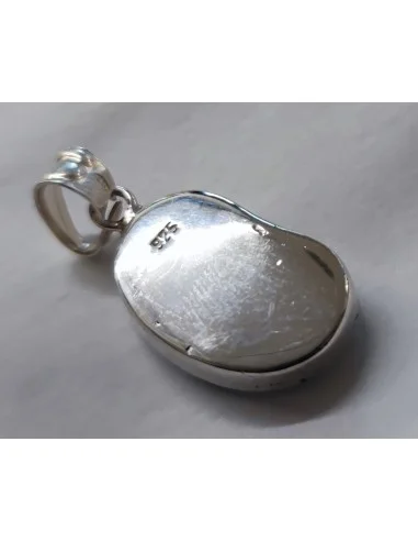 Oeil Sainte Lucie pendentif monté en argent,