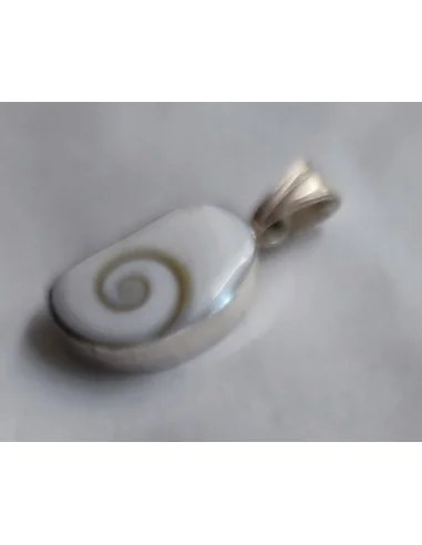 Oeil Sainte Lucie pendentif monté en argent,
