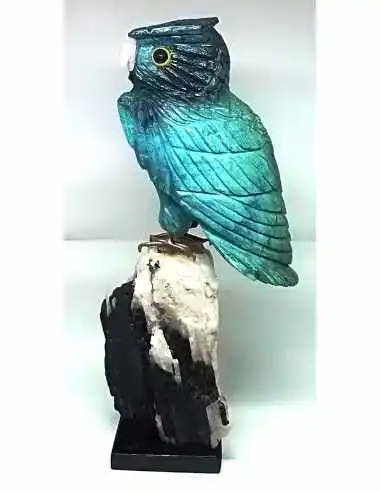 Grand hibou en chrysocolle sur quartz tourmaline