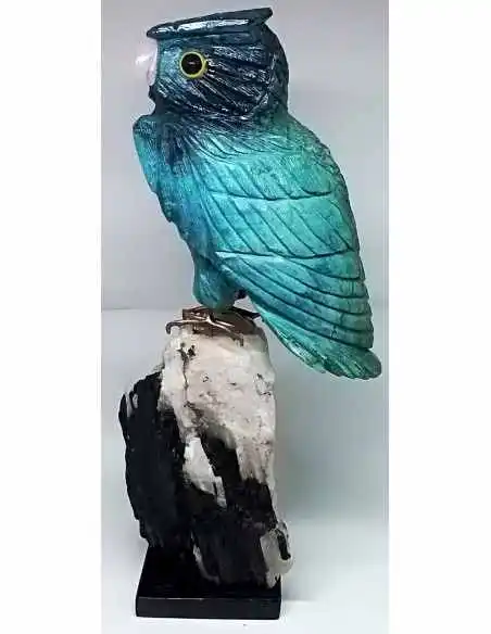 Grand hibou en chrysocolle sur quartz tourmaline