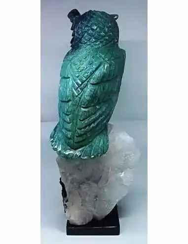 Grand hibou en chrysocolle sur quartz tourmaline