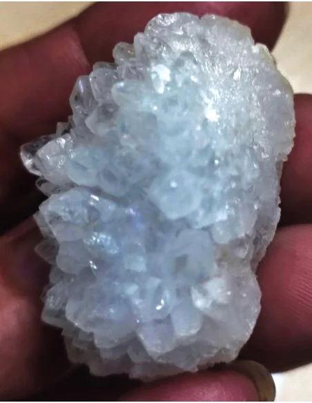 Cristal Isis. Quartz Isis Rare du Népal -  Arcs-en-Ciel Naturels - 5,7cm