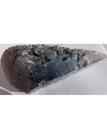 Tourmaline verte cristalisee Tourmaline verte cristalisee