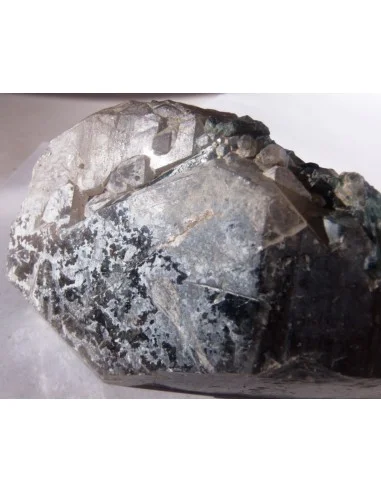 Tourmaline verte cristalisee