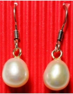 Boucles doreilles perles blanches