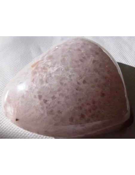 Coeur en quartz rose cristal