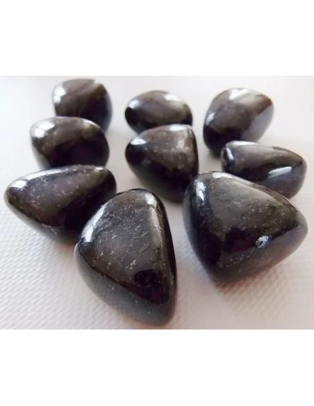 Nuummite roulée