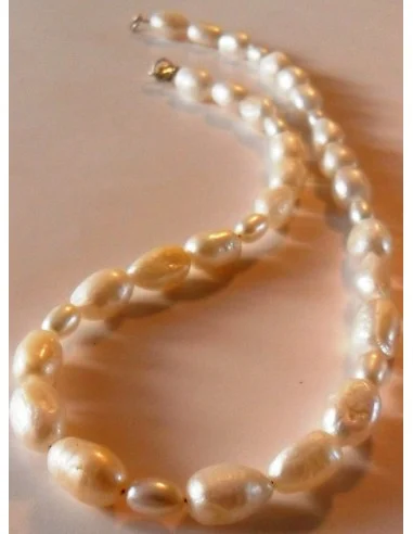 Collier perles blanches