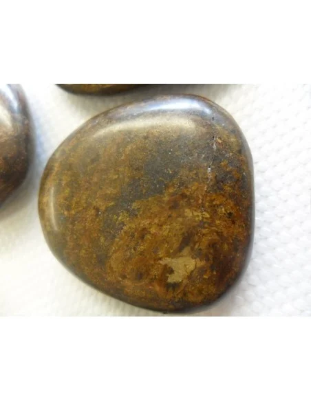Bronzite en galet