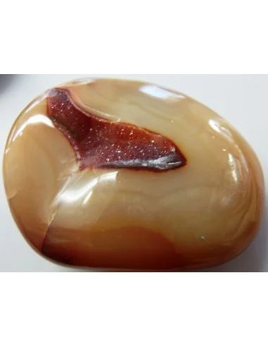 Agate eau cristaux rouge