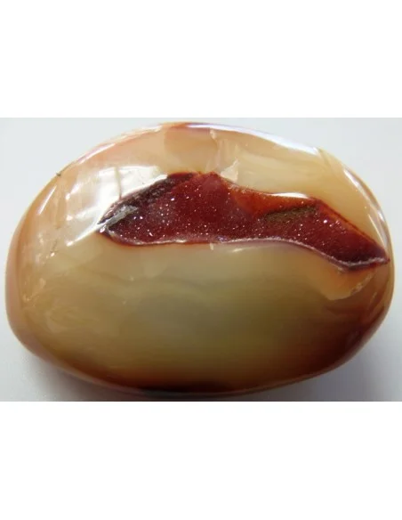Agate eau cristaux rouge Agate eau cristaux rouge