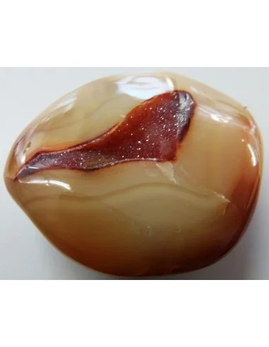 Agate eau cristaux rouge
