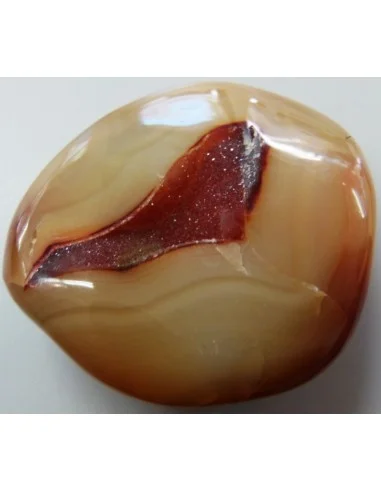 Agate eau cristaux rouge