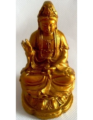 Bouddha assis sur fleur de lotus