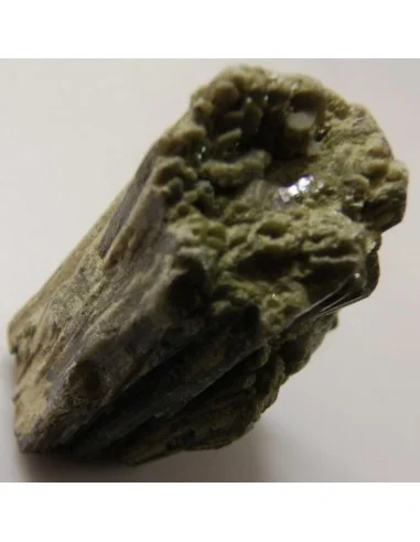 Tourmaline verte brute