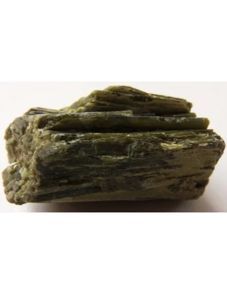Tourmaline verte brute