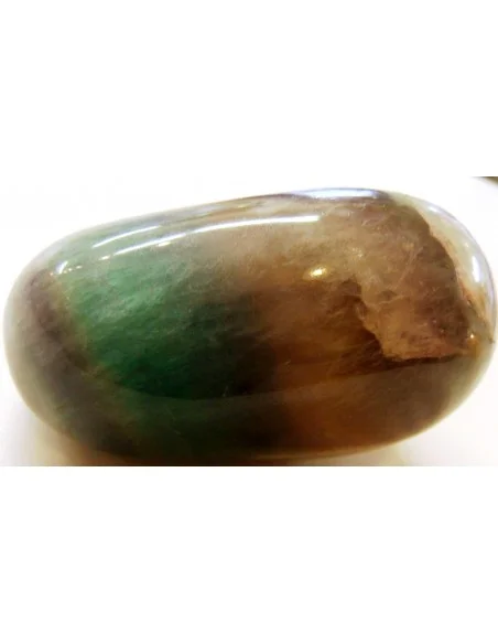 Grand galet en fluorite Grand galet en fluorite