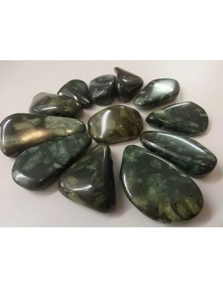 Porphyrite imperiale verte pendentif Porphyrite imperiale verte pendentif