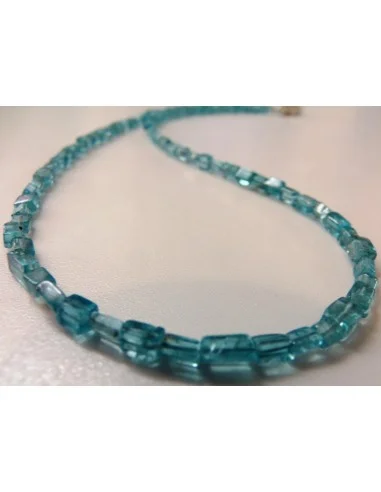 Collier apatite bleue translucide