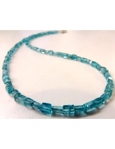 Collier apatite bleue translucide Collier apatite bleue translucide