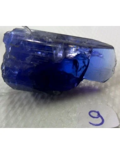 Tanzanite brute en pendentif