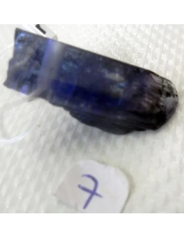 Tanzanite brute en pendentif