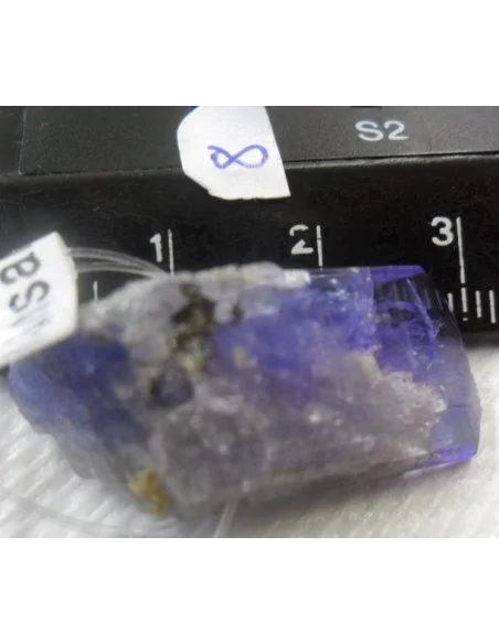 Tanzanite brute en pendentif