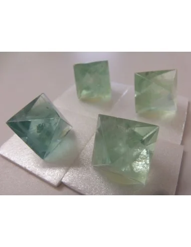 Tetraédre 3cm fluorite