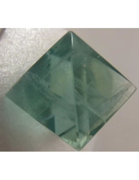 Tetraédre 3cm fluorite