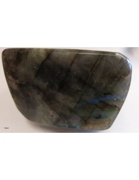 Labradorite polis Labradorite polis