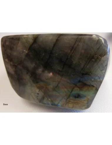 Labradorite polis
