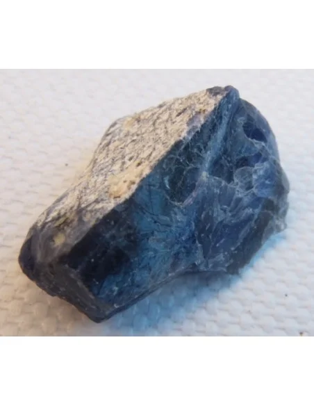 Sodalite brute Sodalite brute
