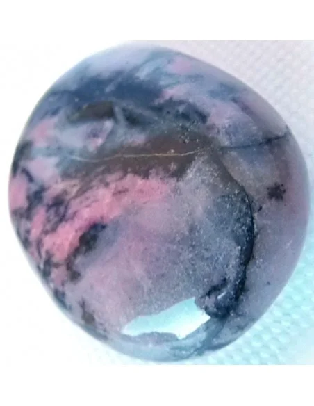 Rhodonite en forme de savon Rhodonite en forme de savon