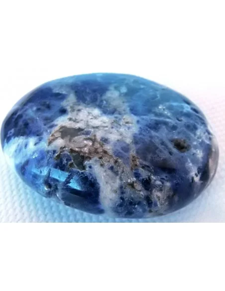 Sodalte en forme de savon