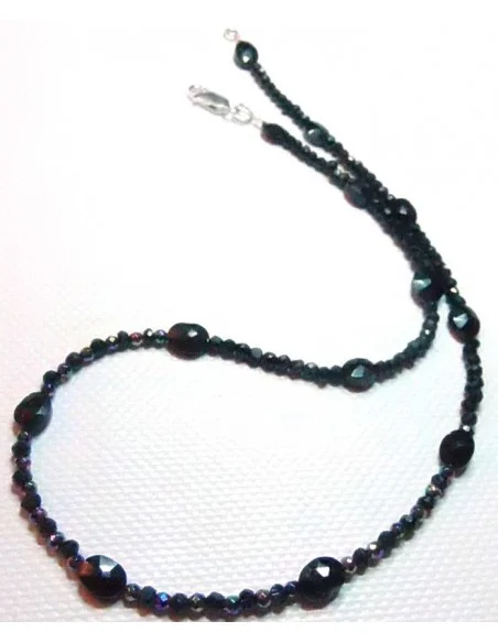 Collier en spinel et aqua aura au titane