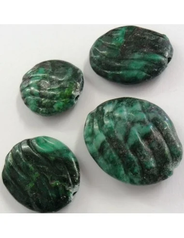 Jade pierre percé